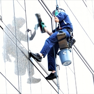 約900名のビルメンテナンス業代表取締役社長から菅野労務FP事務所作成就業規則の高評価